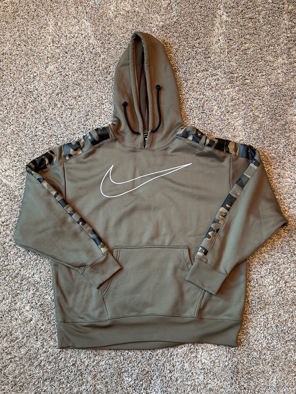 Nike Women's Sportswear Therma Pullover Hoodie